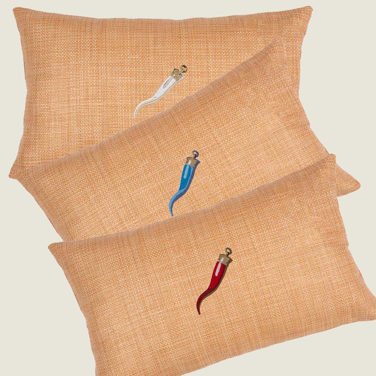 Cuscino in Rafia con Corno